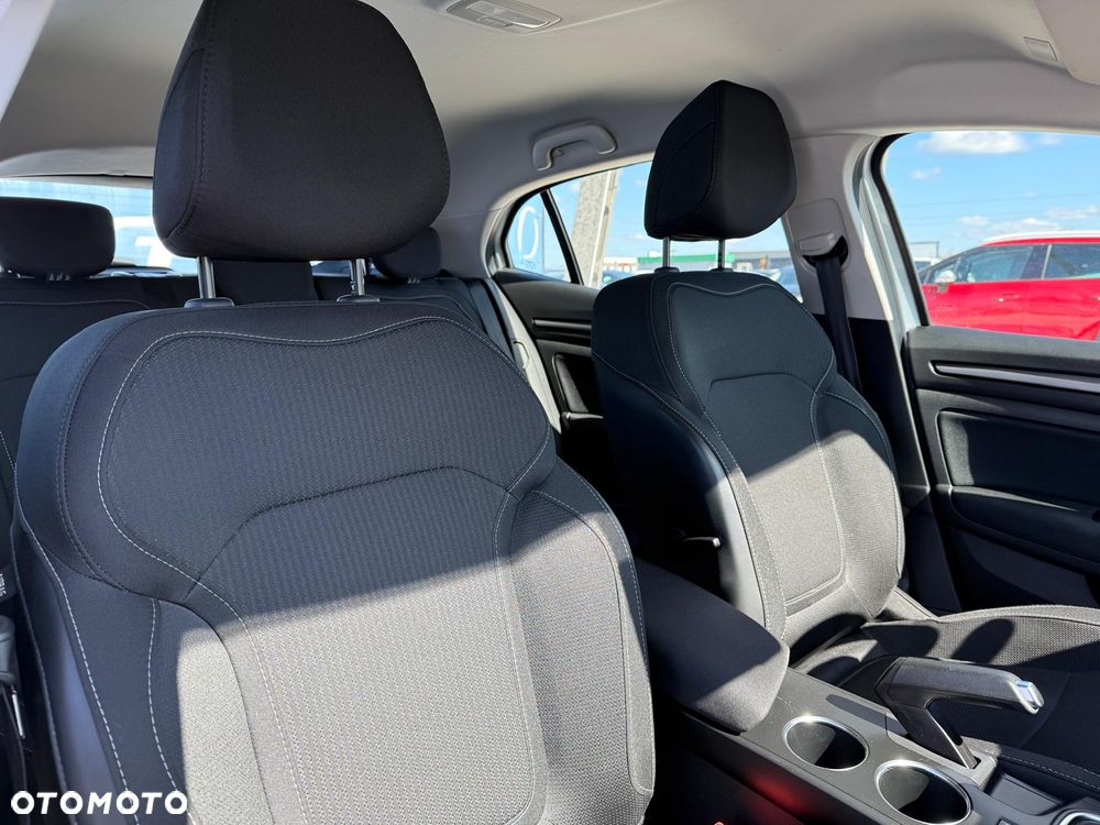 Renault Megane BLUE dCi 115 INTENS - 17