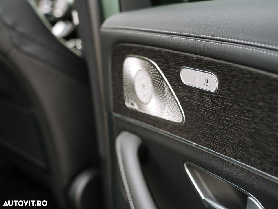 Mercedes-Benz GLE - 32