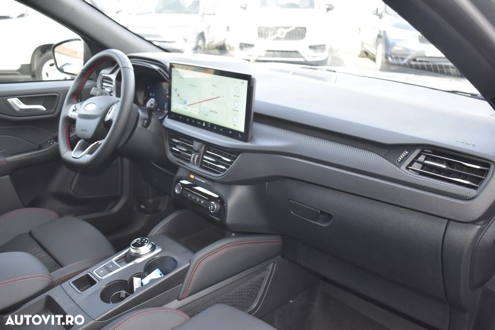Ford Kuga 2.5 Duratec FWD PHEV ST-Line X - 17