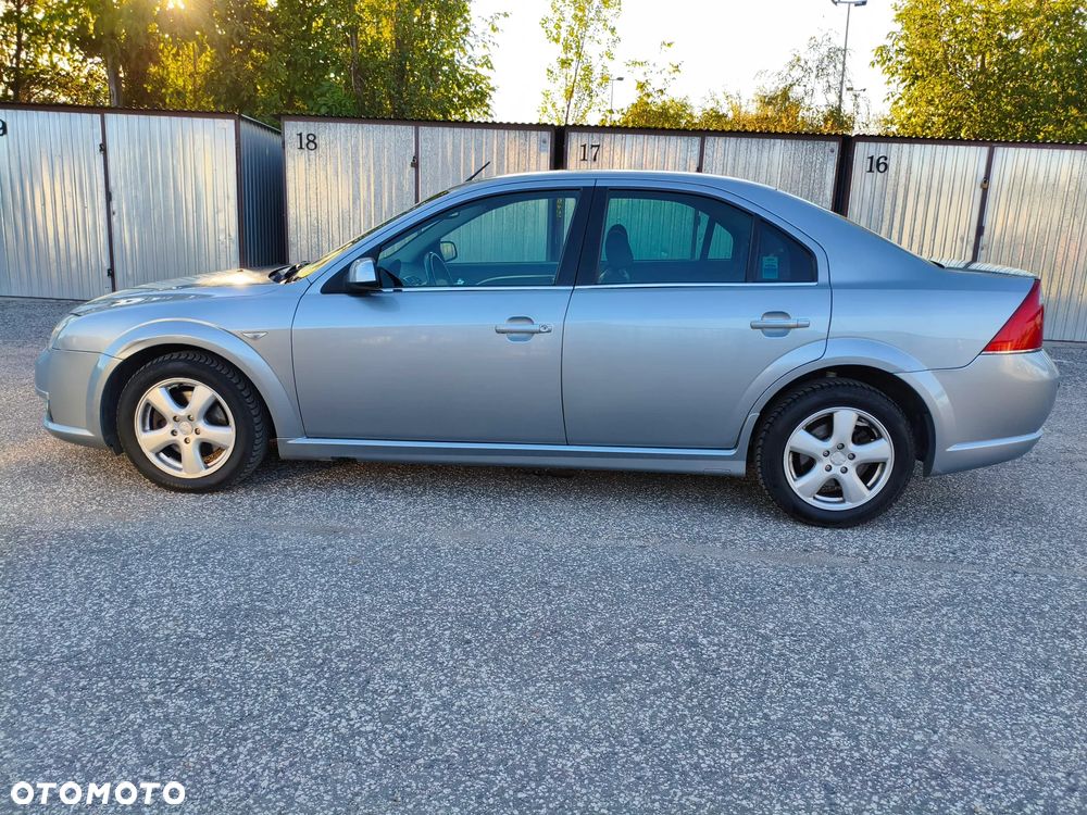 Ford Mondeo 2.2 TDCi Titanium X - 11