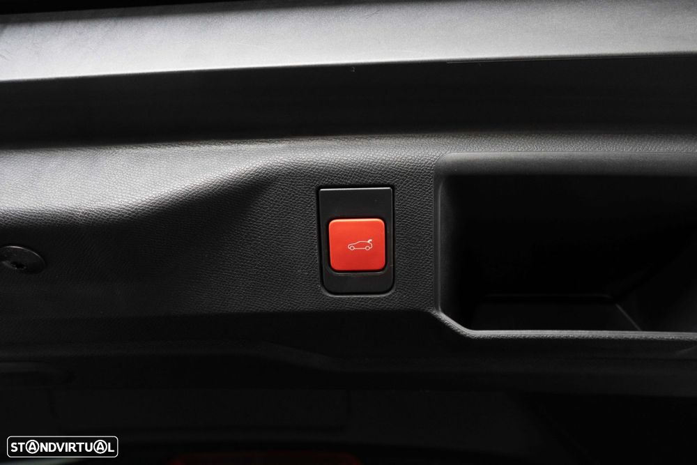 Peugeot 5008 1.2 Hybrid GT e-DCS6 - 23
