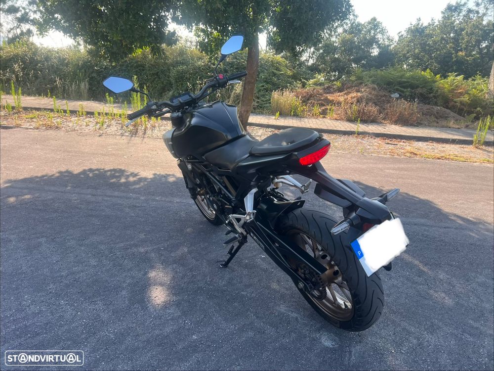 Honda CB 125 R - 6