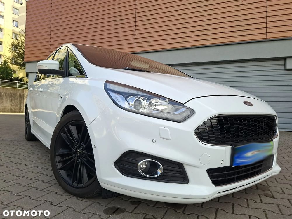 Ford S-Max 2.0 TDCi Titanium PowerShift - 1