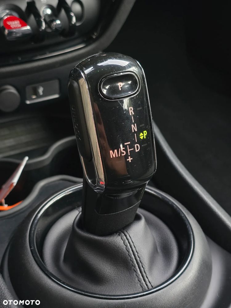 MINI Clubman One Essential Trim - 33