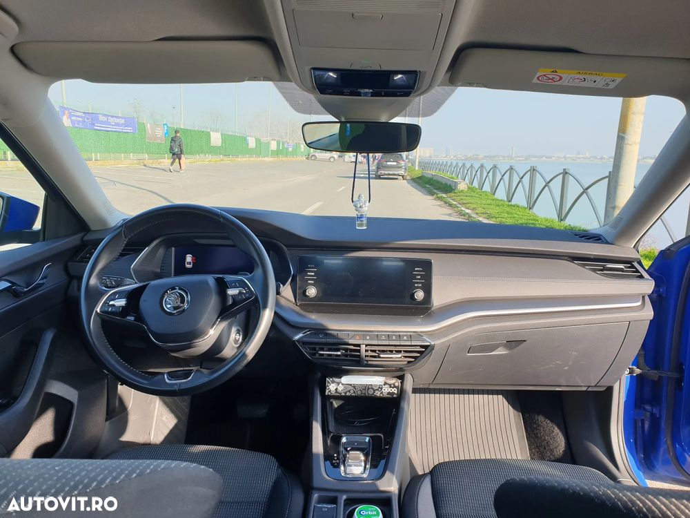 Skoda Octavia 2.0 TDI DSG Ambition - 17