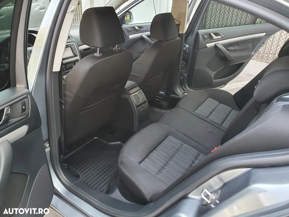 Skoda Octavia 1.4 TSI Business - 8