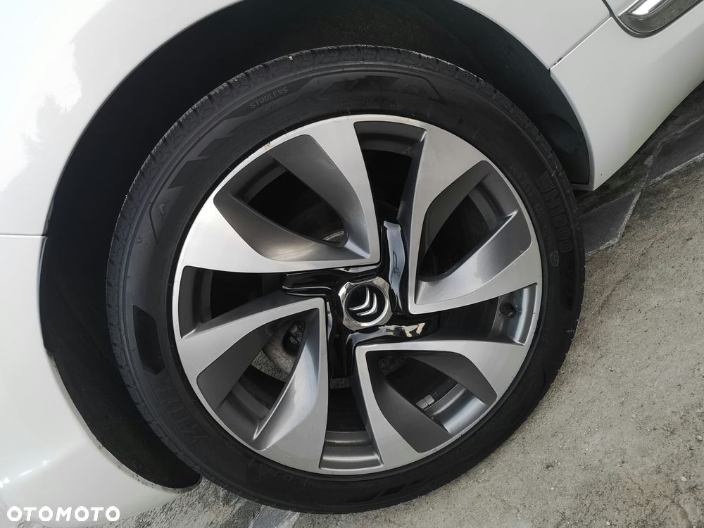 Citroën DS5 1.6 THP Chic - 11