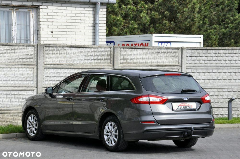 Ford Mondeo - 33