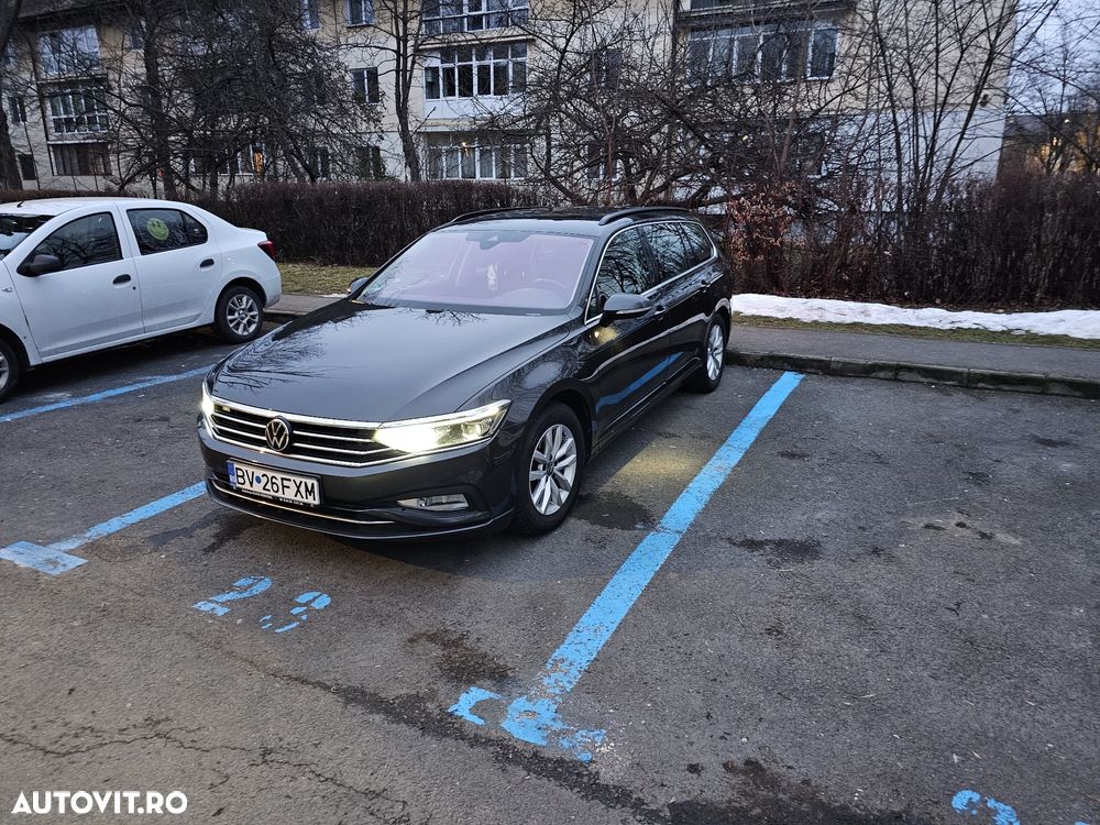 Volkswagen Passat 2.0 TDI DSG Comfortline - 1