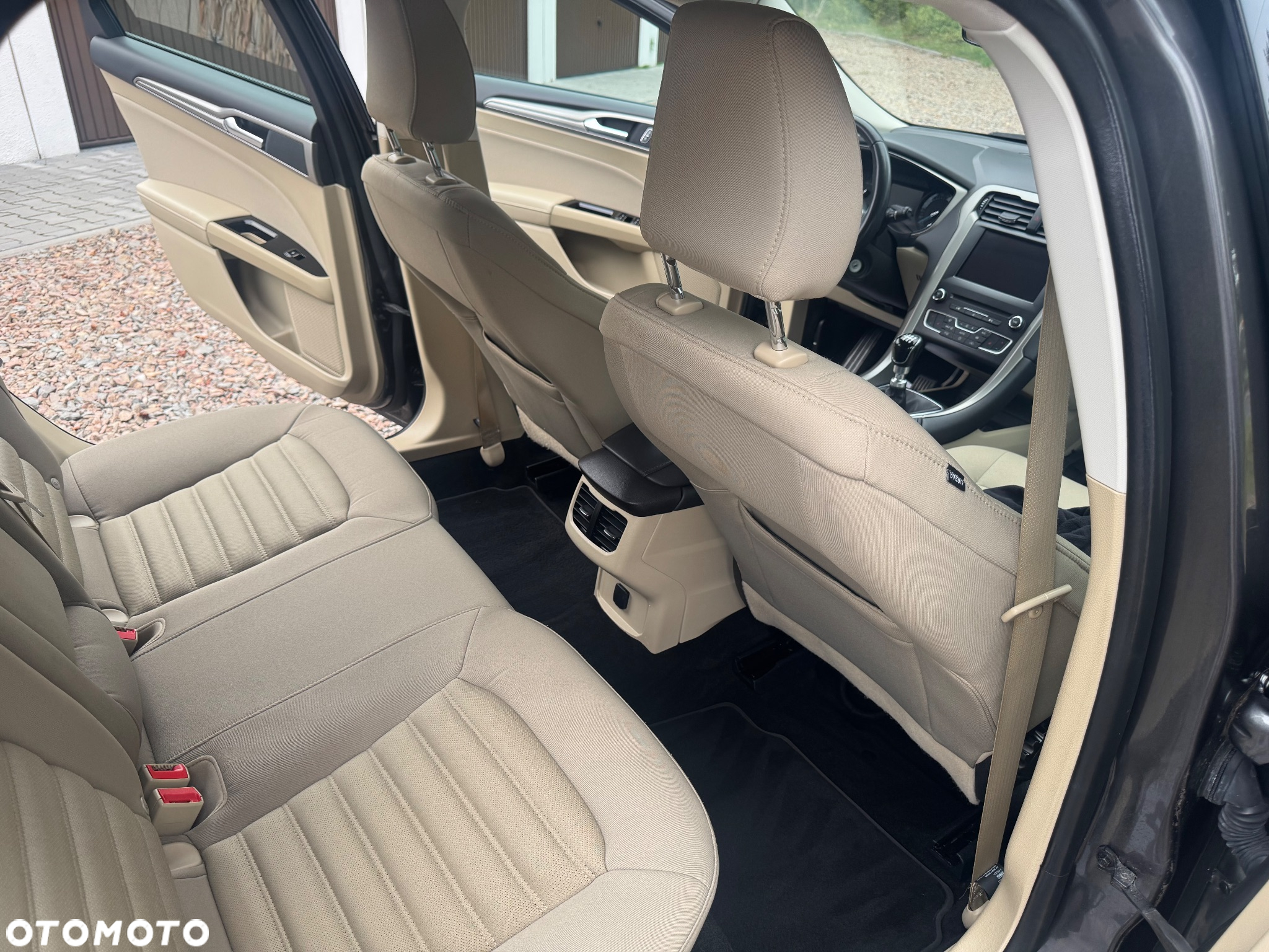 Ford Mondeo 1.5 EcoBoost Titanium - 24