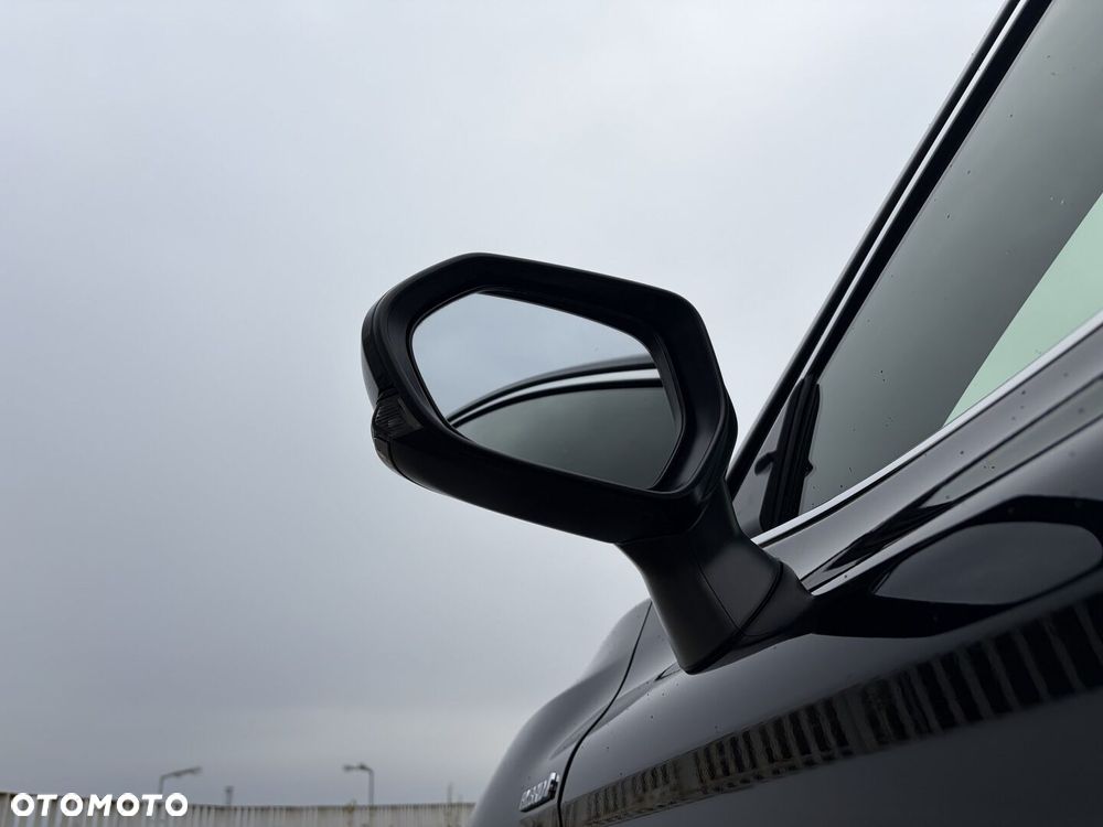 Toyota Camry 2.5 Hybrid Comfort CVT - 16