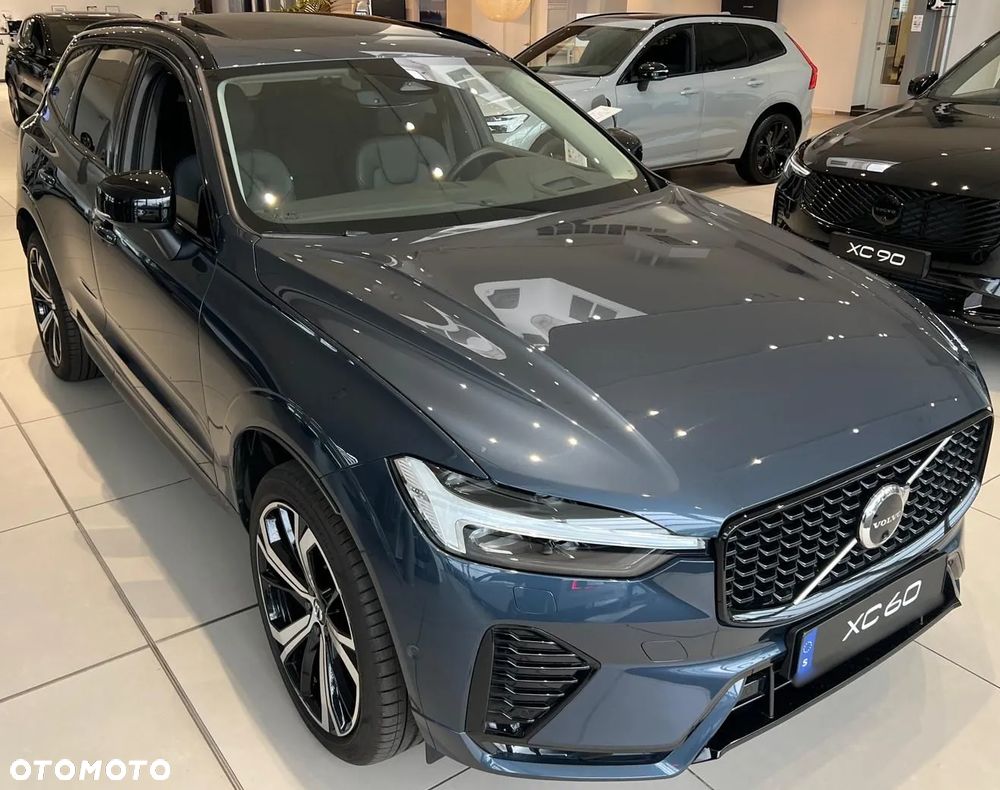 Volvo XC 60 B5 B AWD Ultimate Dark - 9