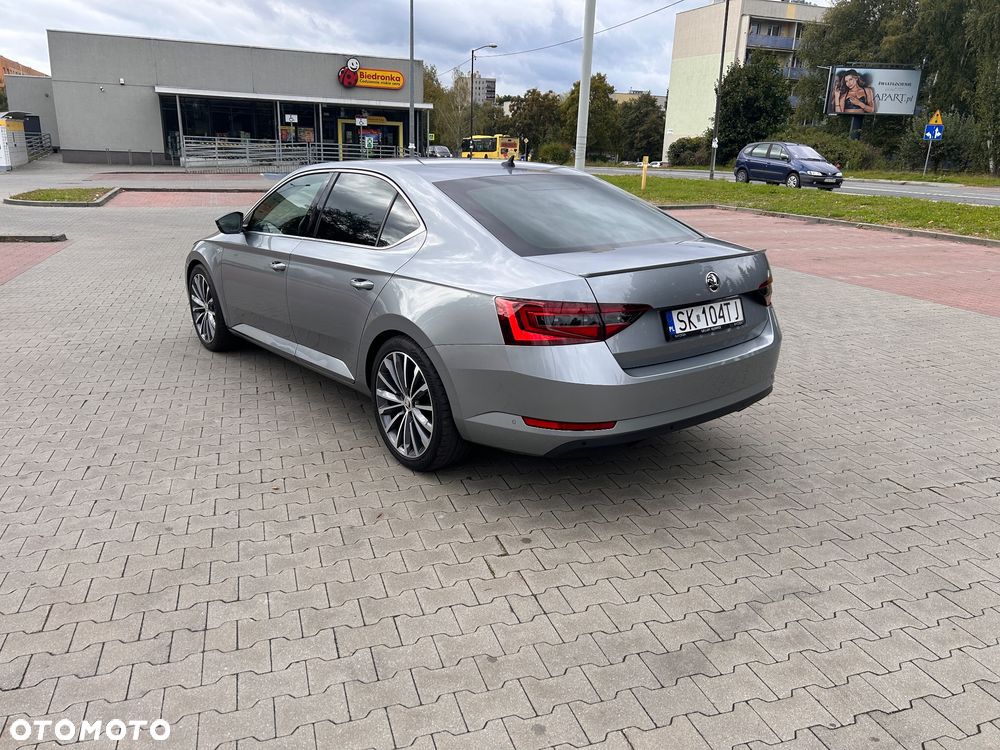 Skoda Superb 2.0 TDI 4x4 L&K DSG - 4