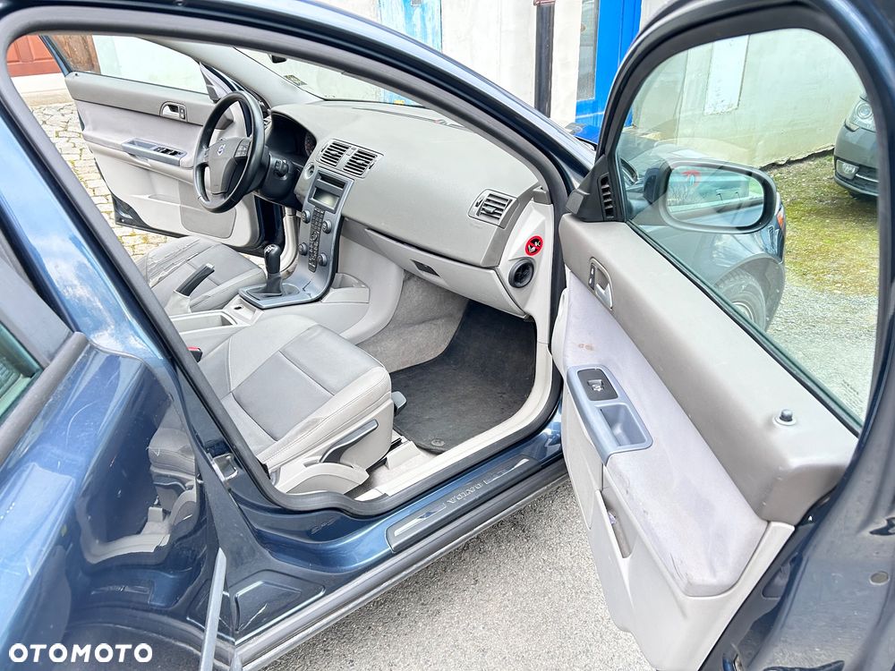 Volvo V50 2.0D - 10