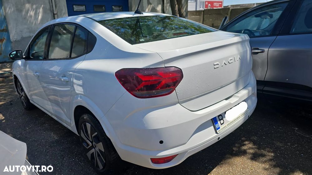 Dacia Logan TCe 90 MT6 Expression - 7