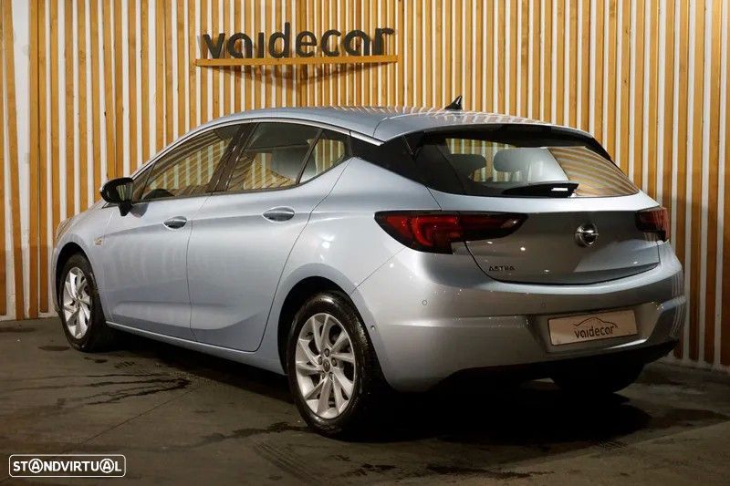 Opel Astra 1.2 Turbo Elegance - 2