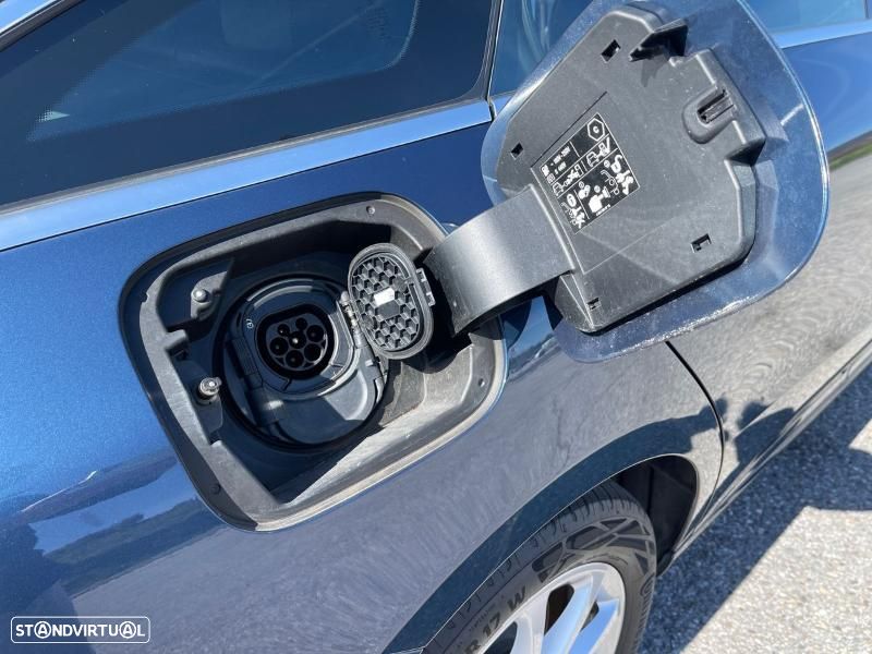 Mercedes-Benz CLA 250 e Shooting Brake Style Plus - 16