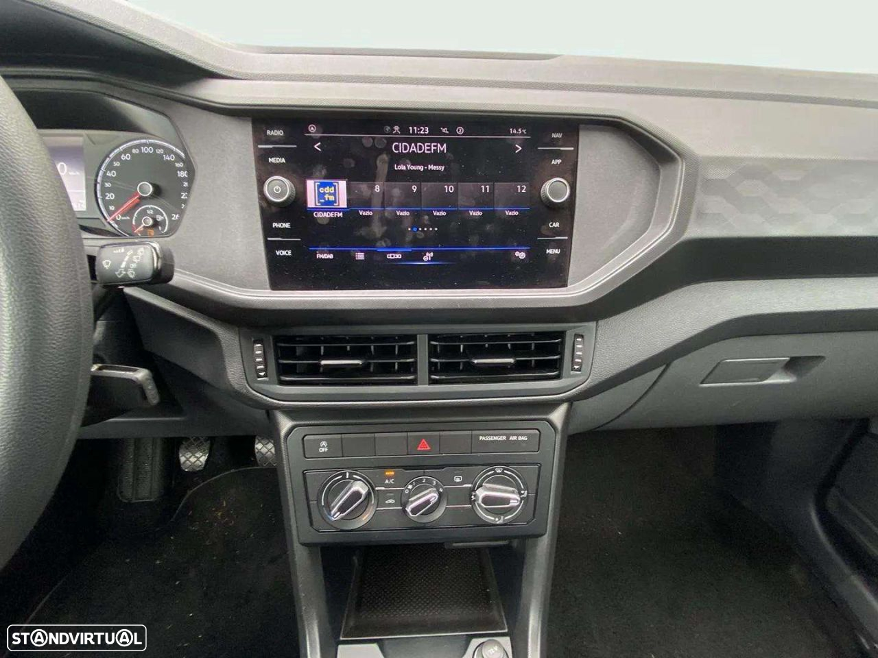 VW T-Cross 1.0 TSI Conceptline - 11