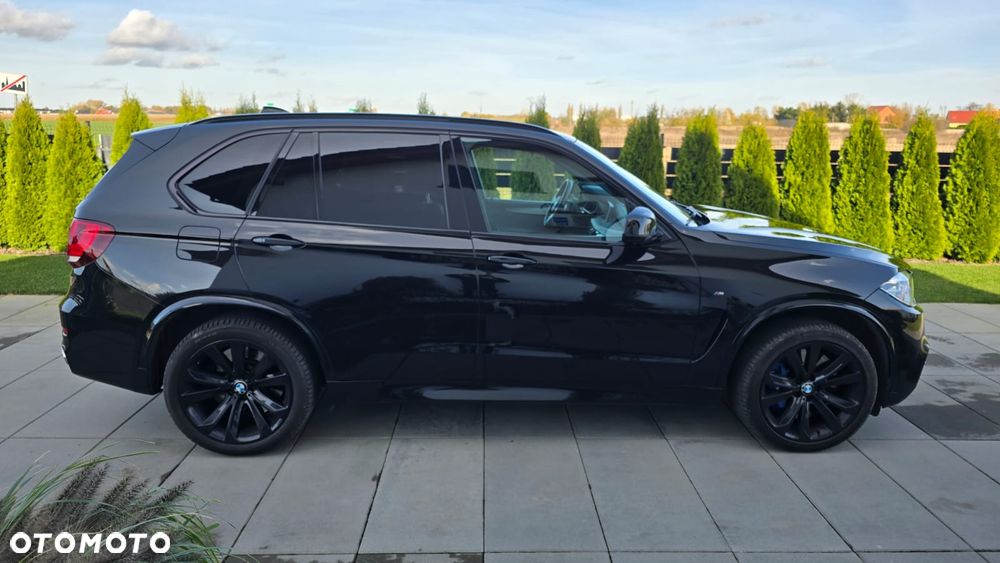 BMW X5 M M50d Sport-Aut - 3