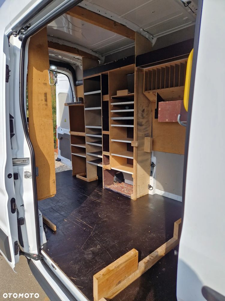 Ford Transit - 8