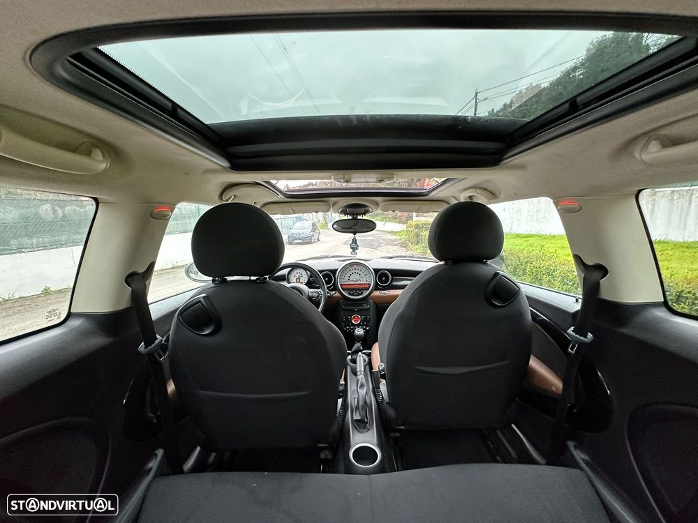 MINI 3 Portas Cooper D - 11