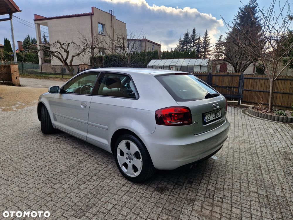 Audi A3 3-drzwiowe 1.4T FSI Ambiente - 4
