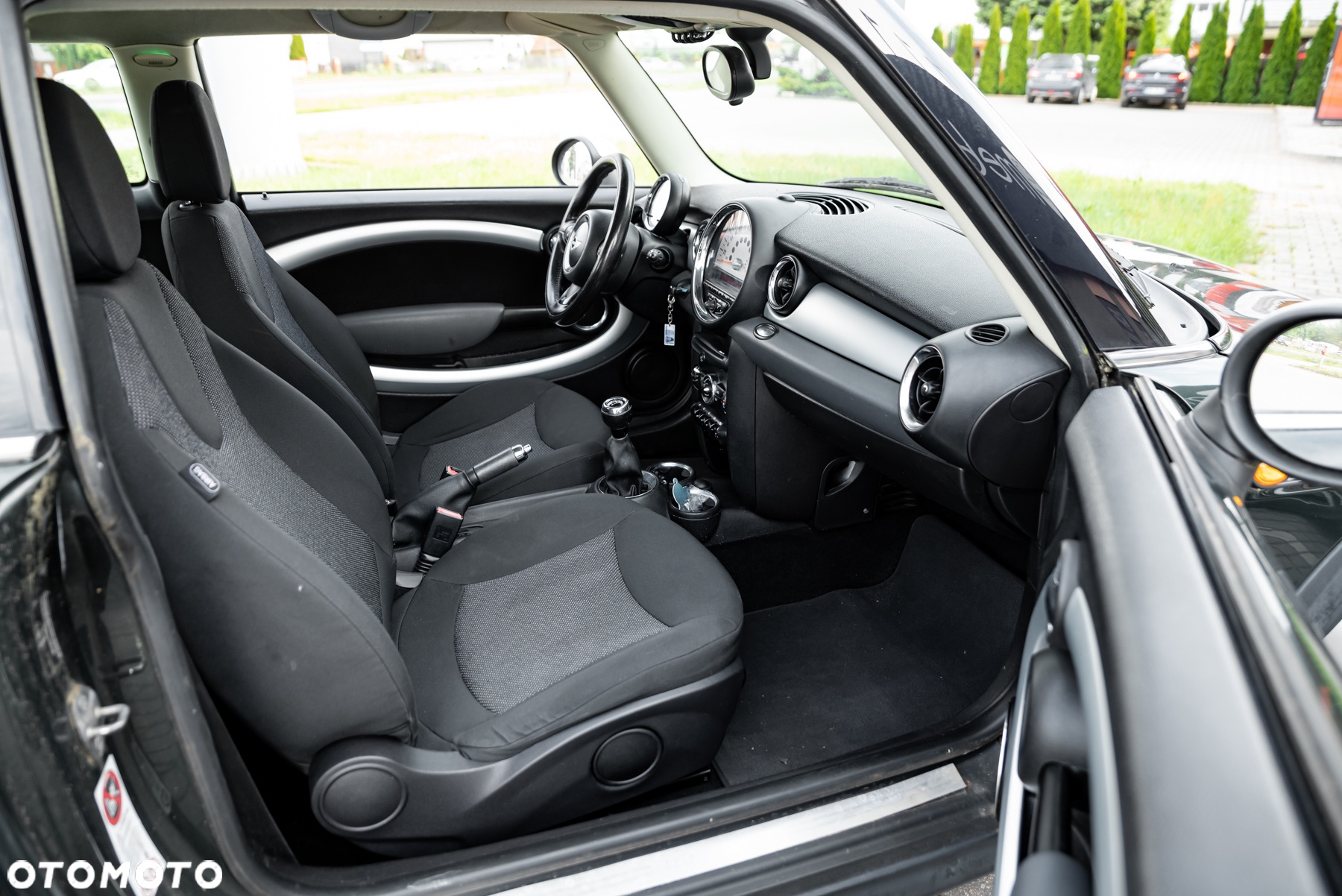 MINI ONE Standard - 29