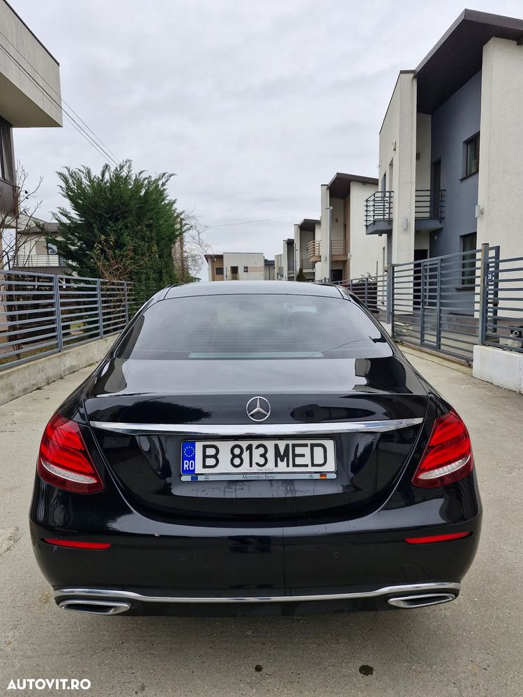 Mercedes-Benz E 220 d 4MATIC 9G-TRONIC - 10