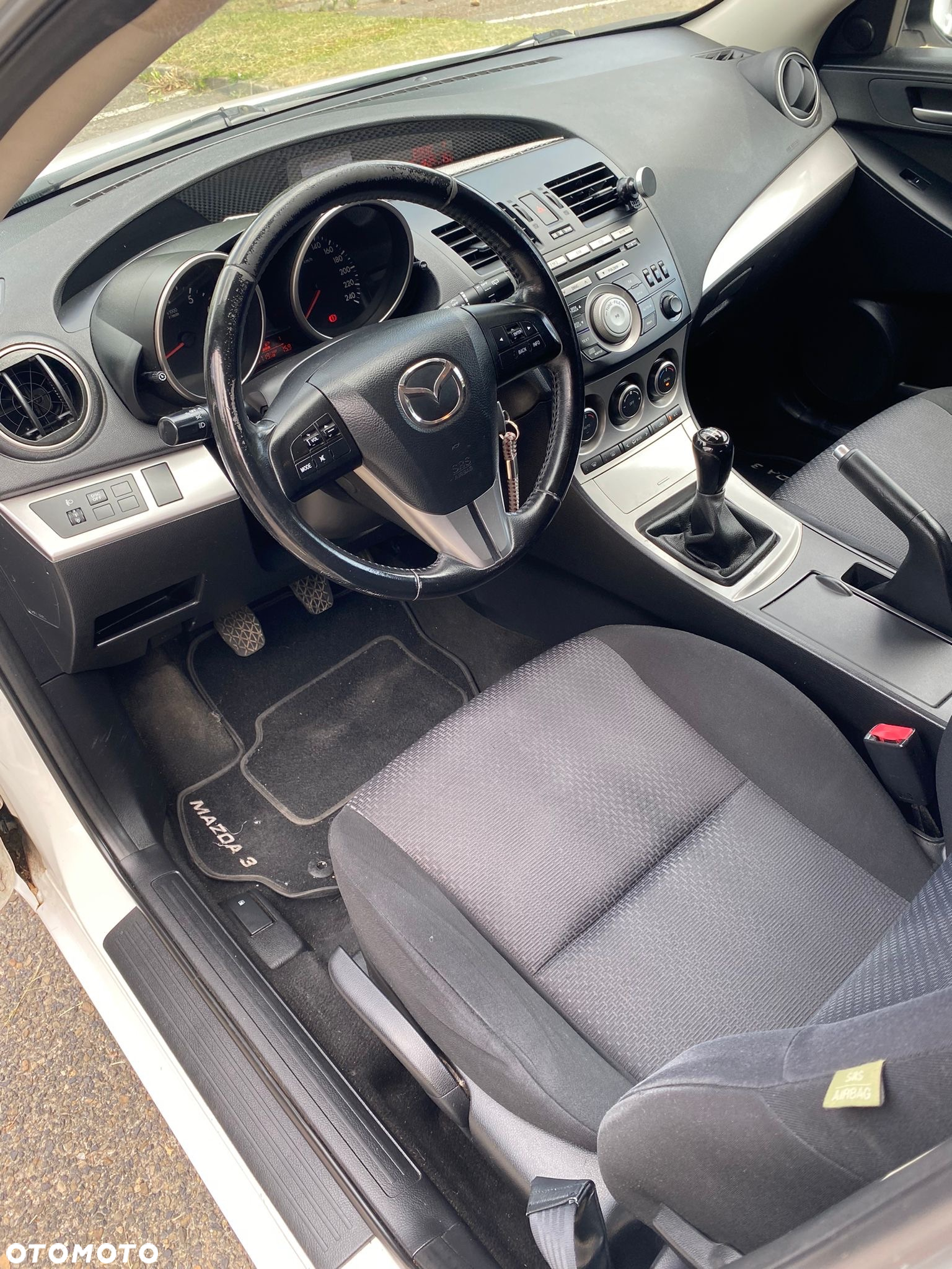 Mazda 3 1.6 Active - 9