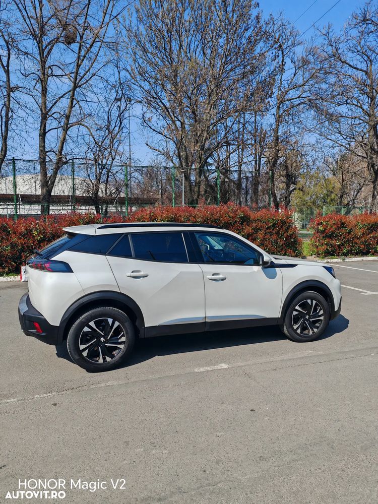 Peugeot 2008 PureTech 130 EAT8 Allure Pack - 6