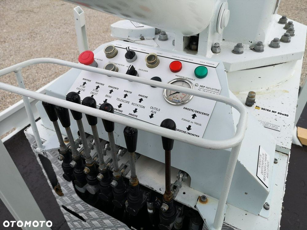 Renault D13 WIERTNICA TELECOM 20 Automat Niski Przebieg! - 21