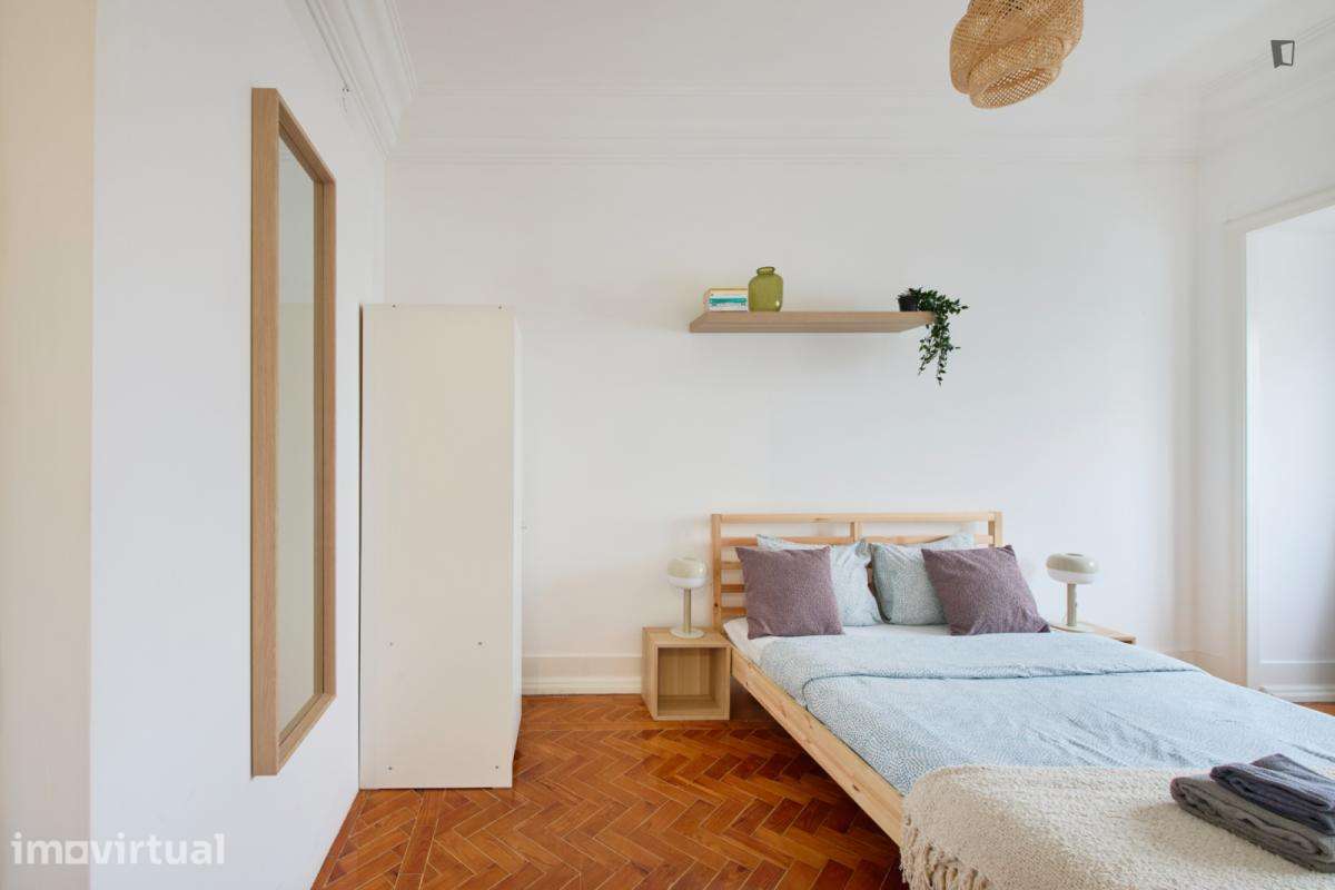 Quarto - localizado em Entrecampos Lisbon - Grande imagem: 2/42