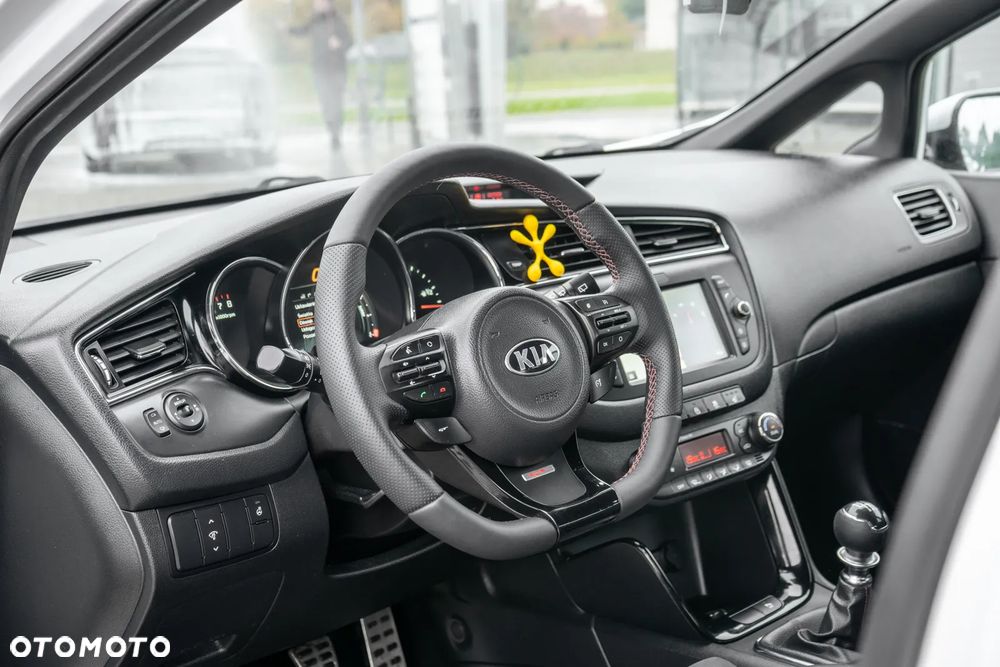 Kia Ceed 1.6 T-GDI GT-Track - 9