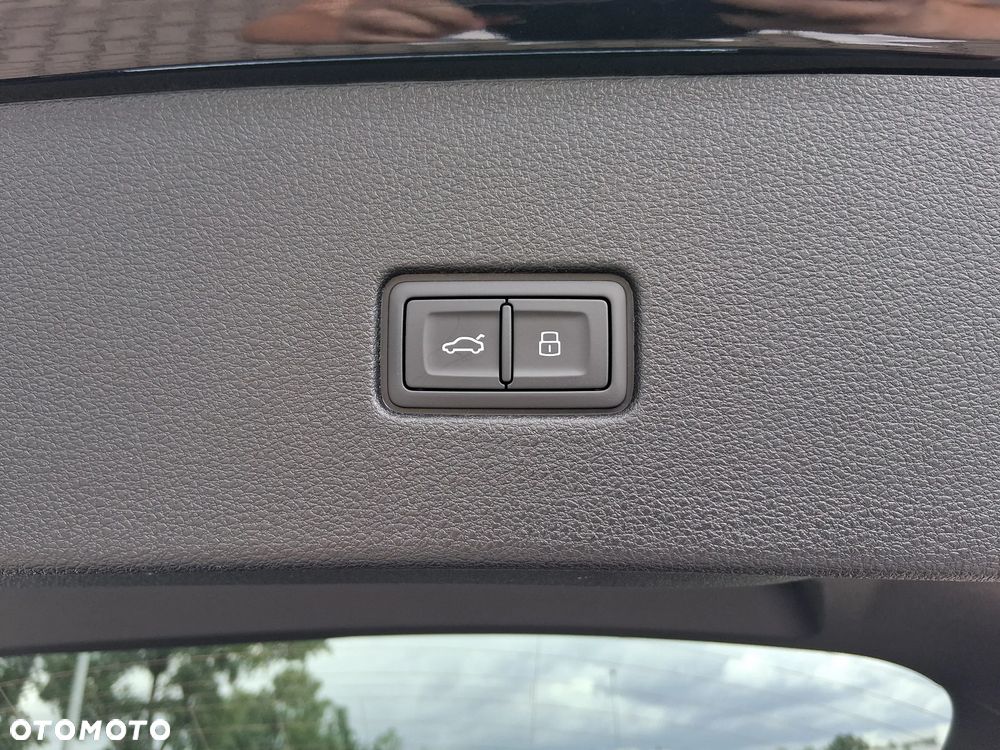 Audi Q8 - 12
