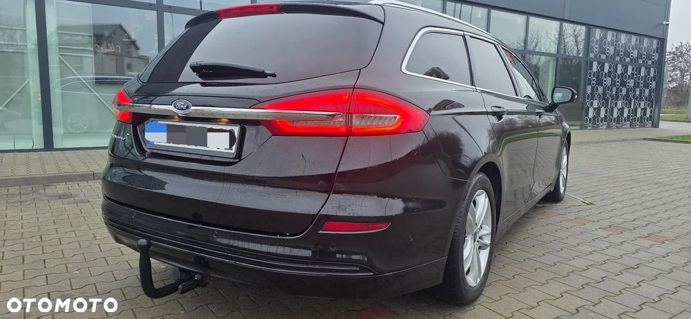 Ford Mondeo 2.0 EcoBlue Titanium - 13