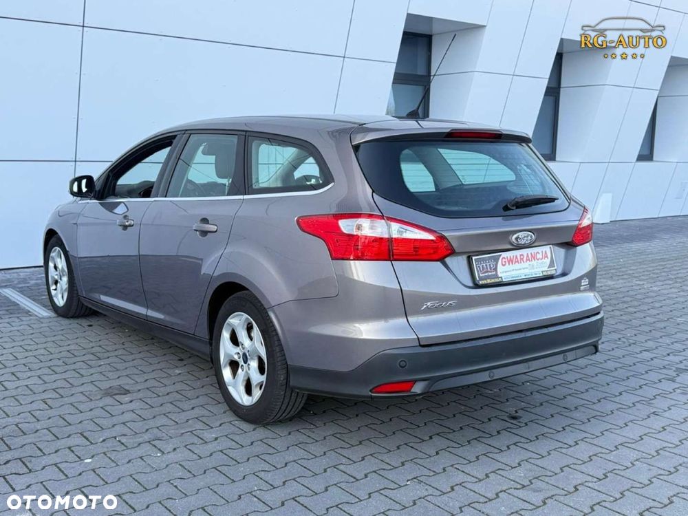Ford Focus - 10