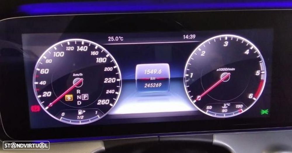 Mercedes-Benz E 220 - 3