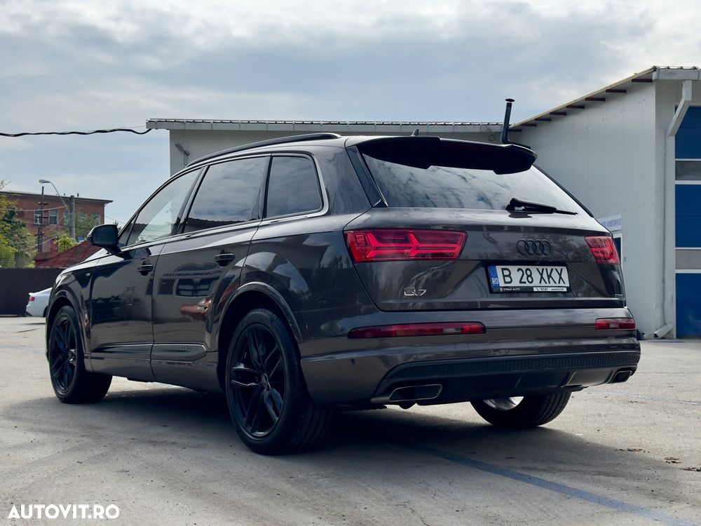 Audi Q7 - 4