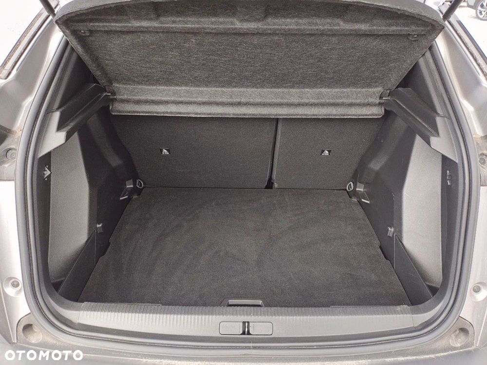 Peugeot 2008 1.2 PureTech Allure S&S EAT8 - 19
