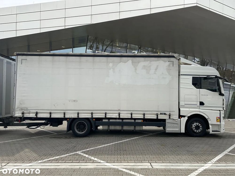 MAN TGX 18.470 4x2 LL CH - 22