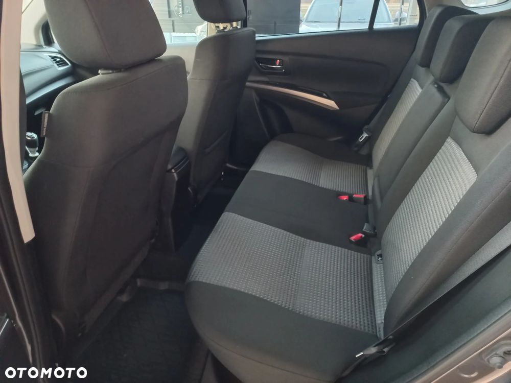 Suzuki SX4 S-Cross - 34
