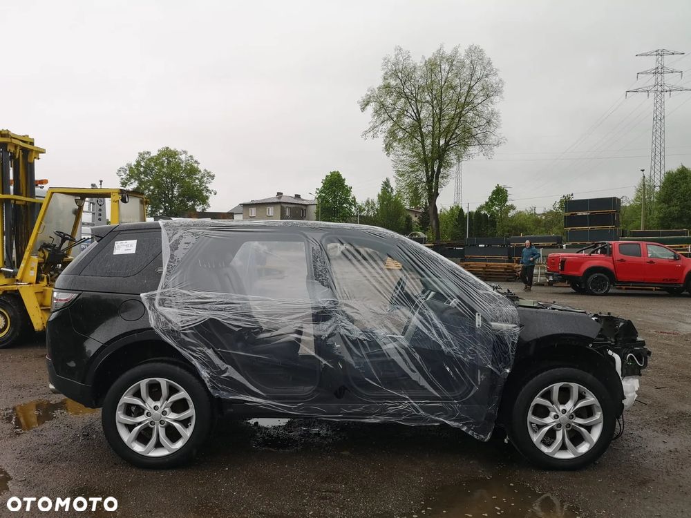 Land Rover Discovery Sport TD4 HSE Luxury - 15