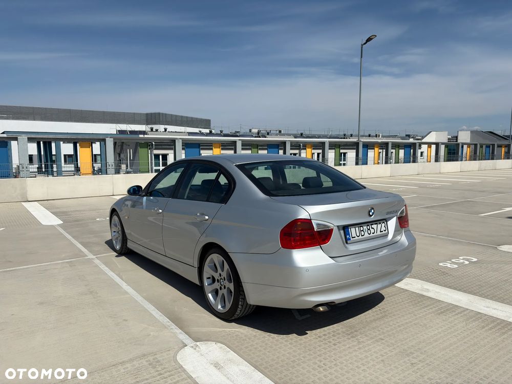 BMW Seria 3 320d - 11
