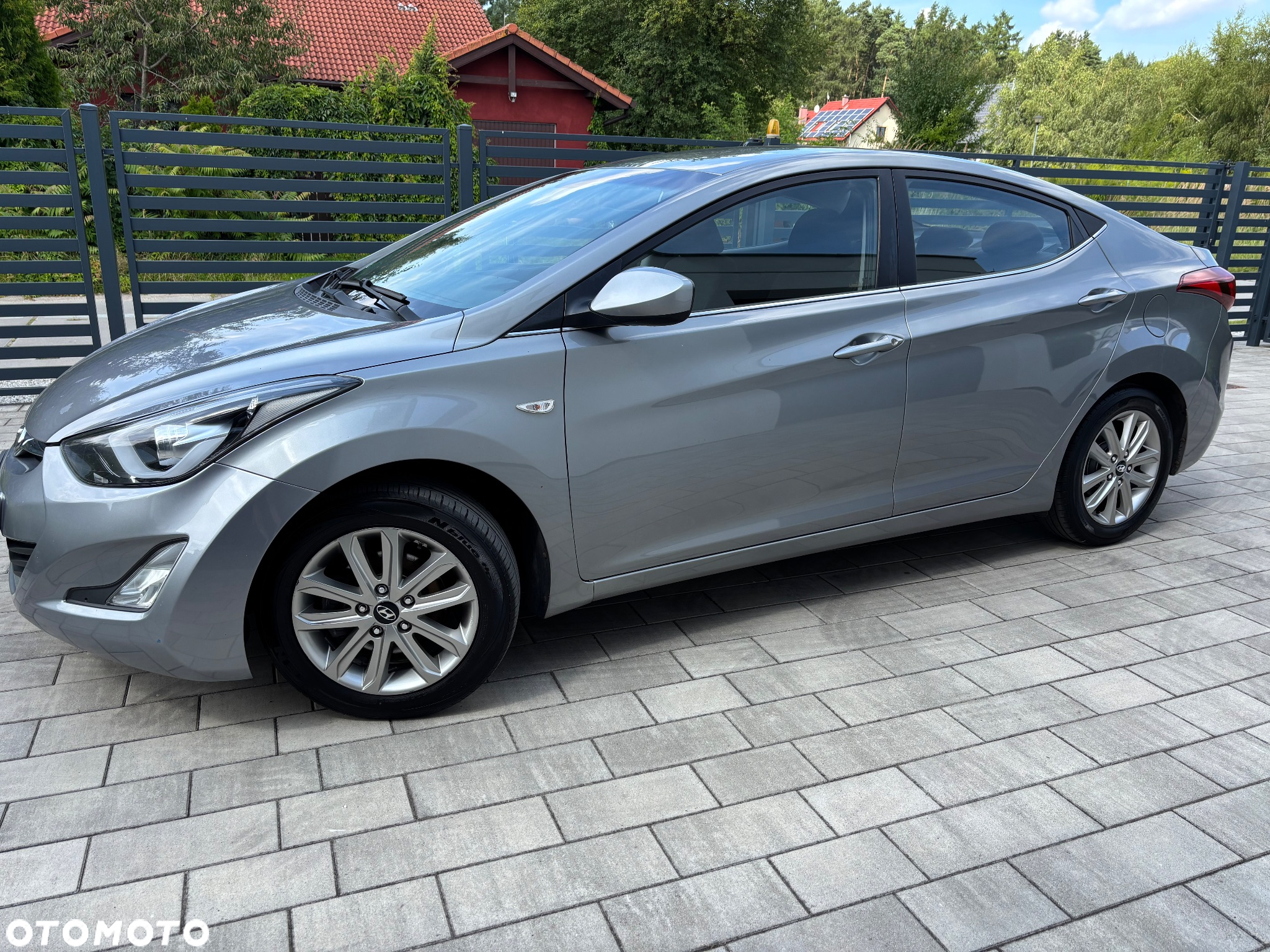 Hyundai Elantra 1.6 Comfort - 2