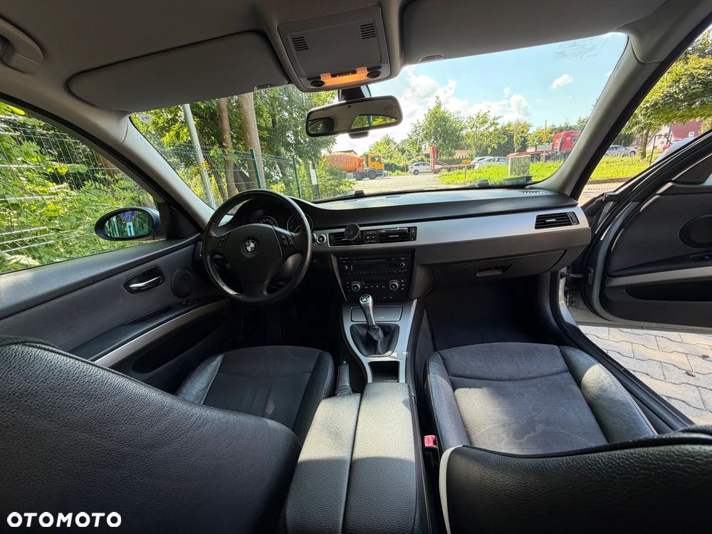 BMW Seria 3 - 11