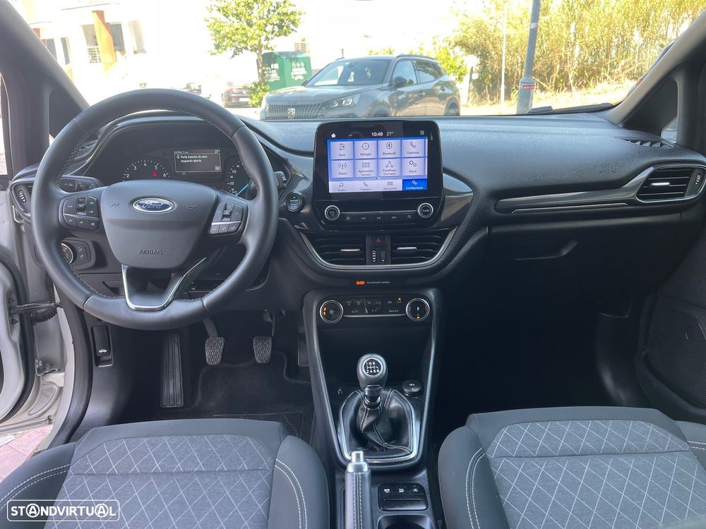 Ford Fiesta - 9