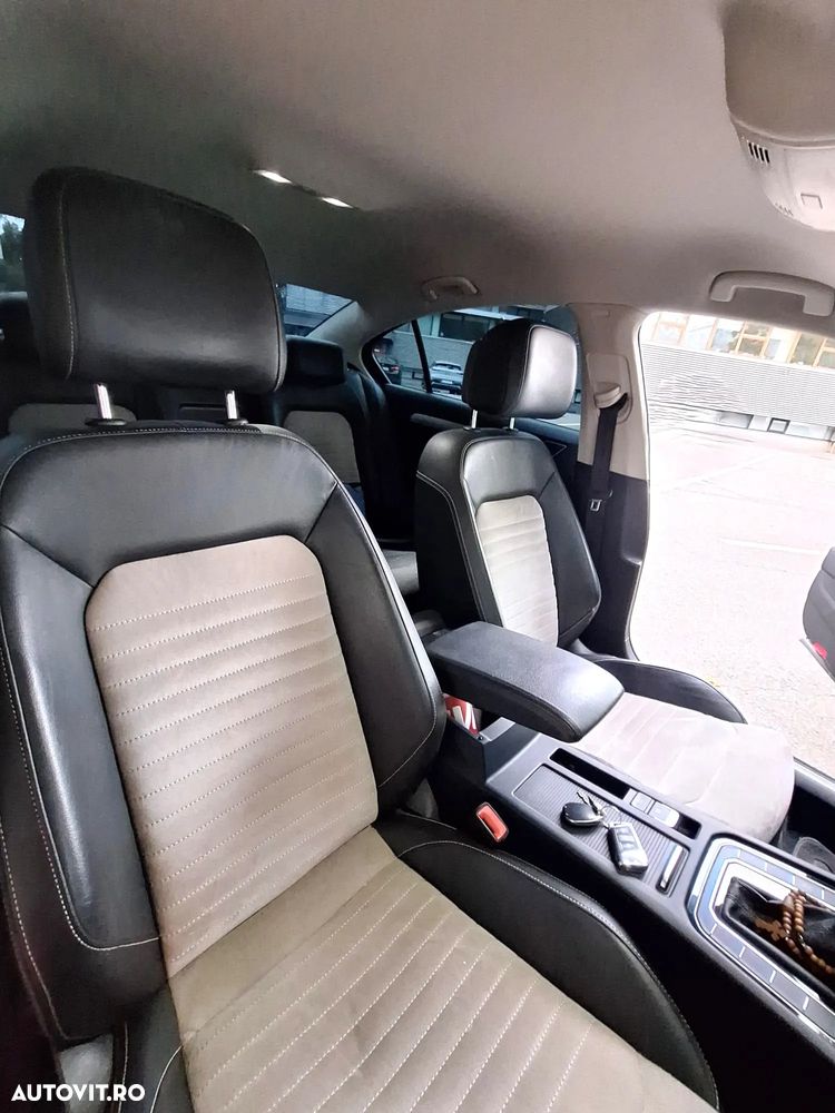 Volkswagen Passat 2.0 TDI DSG 4Motion Highline - 4