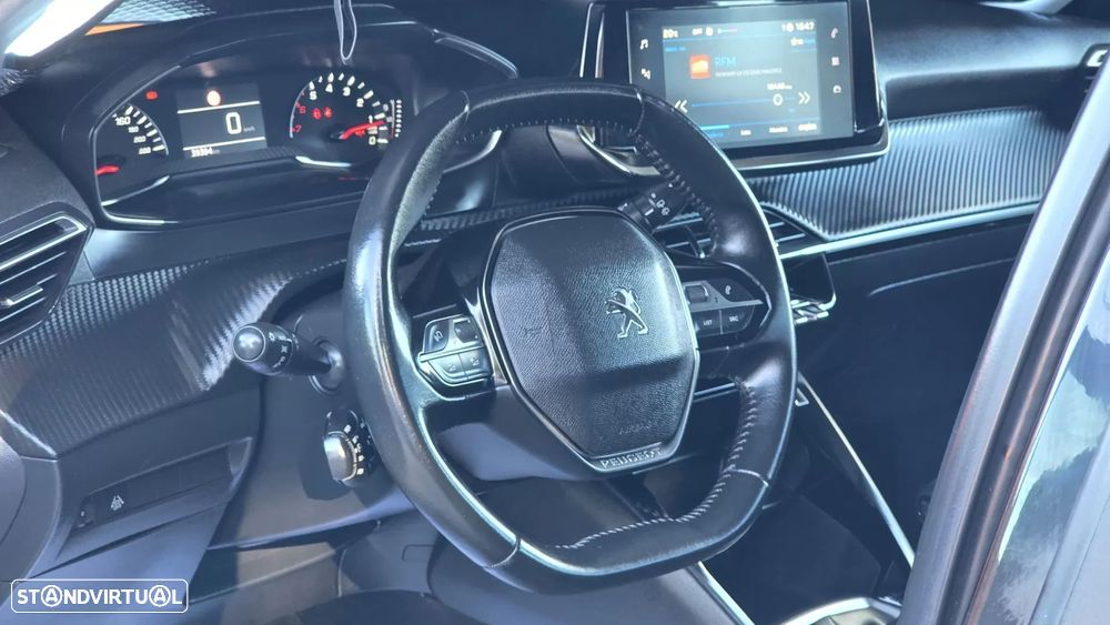 Peugeot 208 1.2 PureTech Active - 12