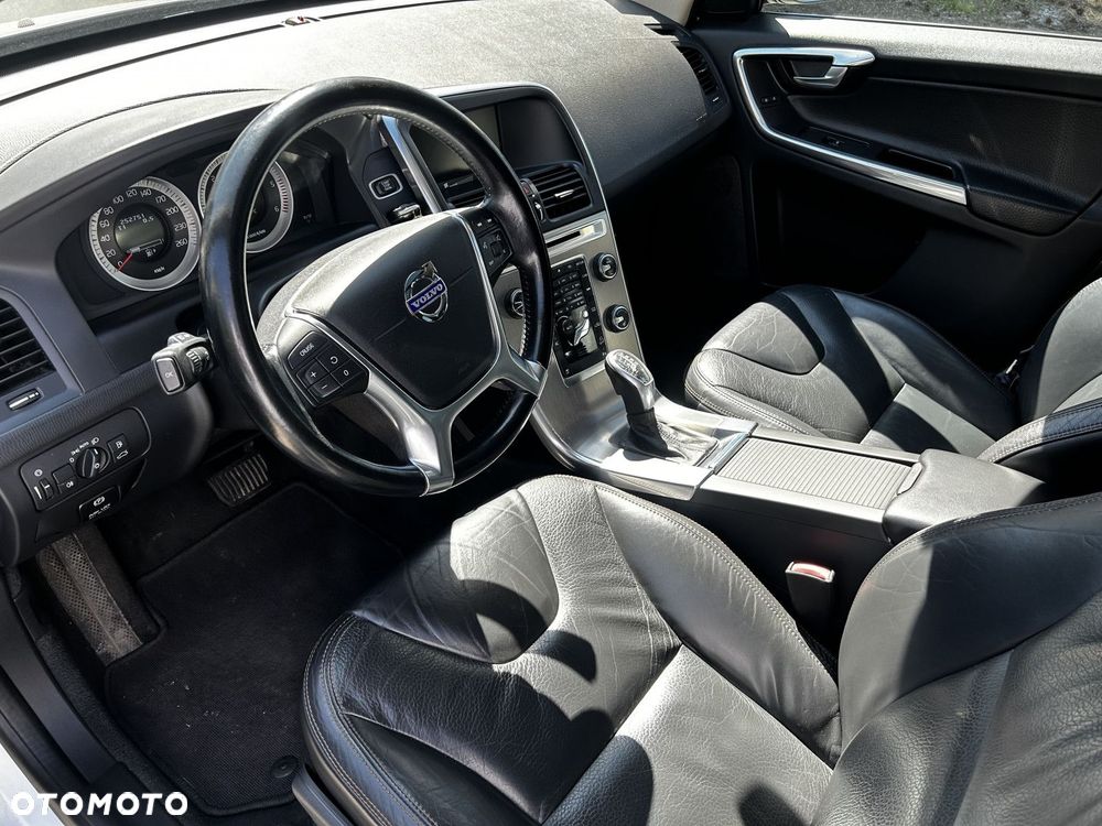 Volvo XC 60 - 11