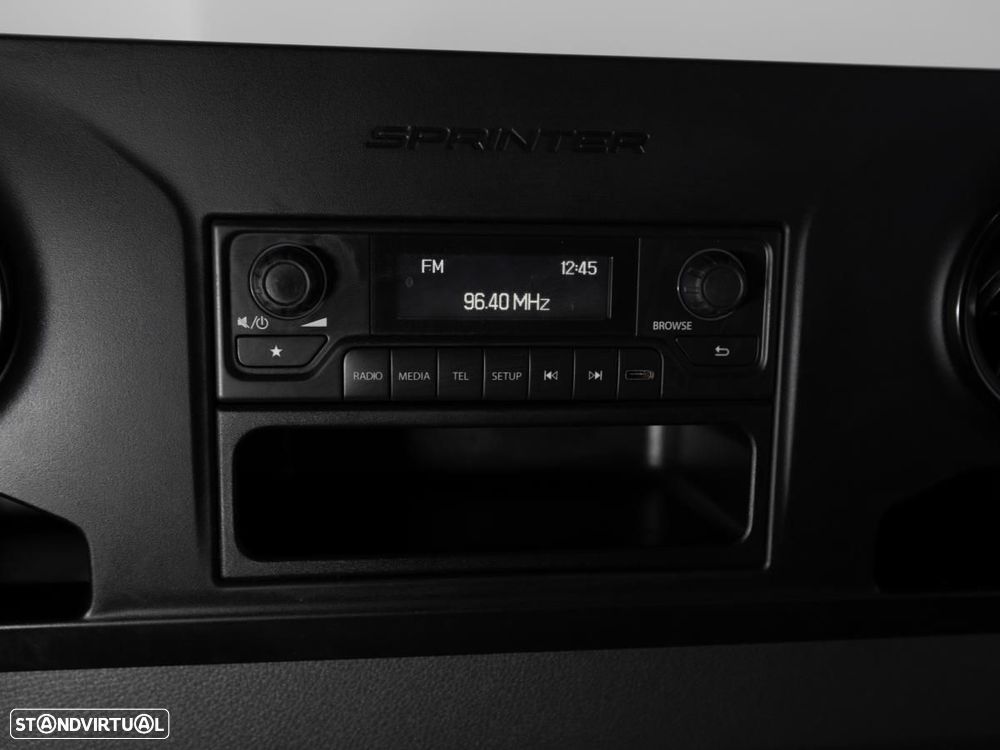 Mercedes-Benz E-SPRINTER - 15